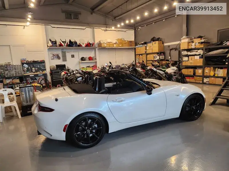 Mazda MX-5 2021 года выпуска