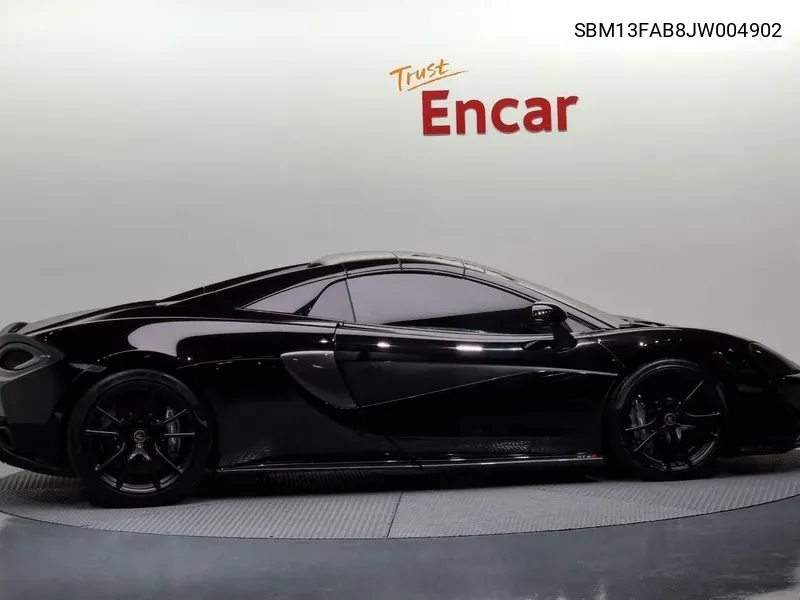 McLaren 570S 2018 года выпуска
