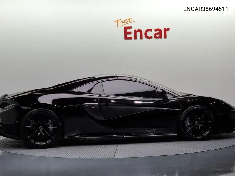 McLaren 570S 2018 года выпуска
