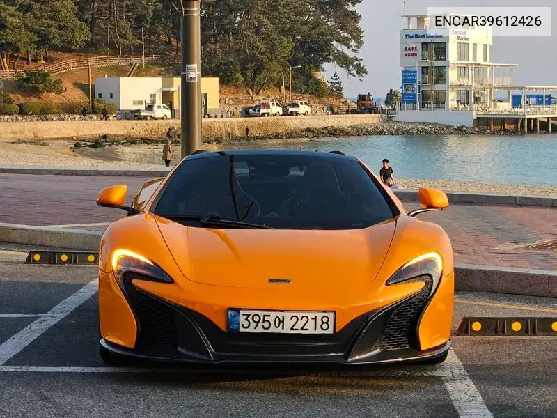 McLaren 650S 2015 года выпуска