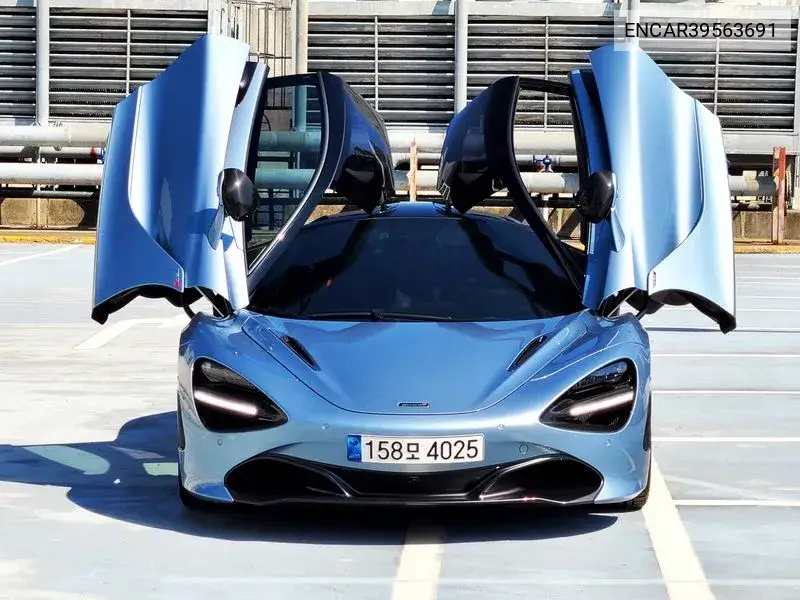 McLaren 720S 2018 года выпуска