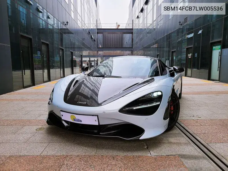 McLaren 720S 2020 года выпуска