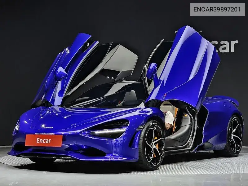 McLaren 750S 2024 года выпуска