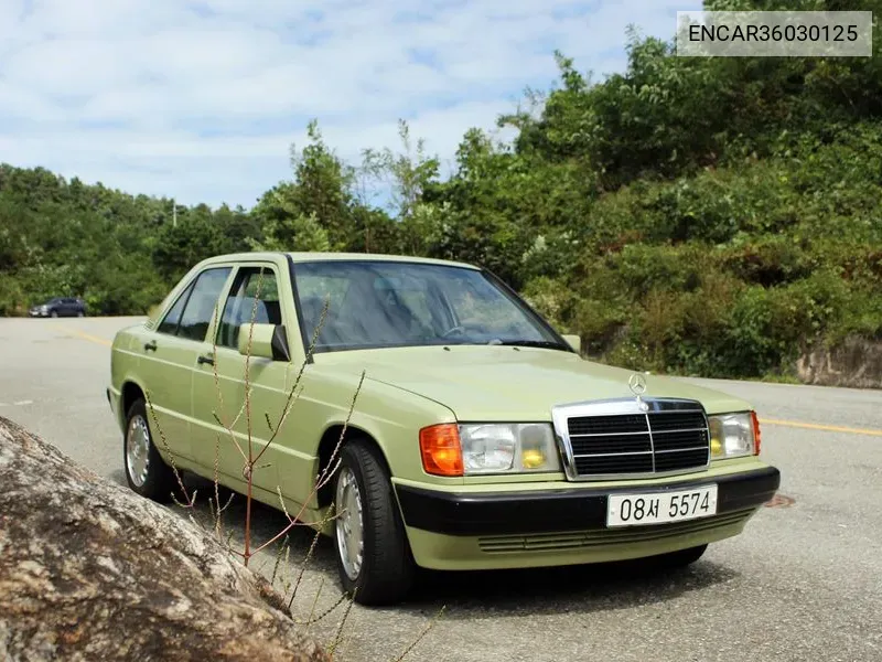 Mercedes-Benz 190 1990 года выпуска