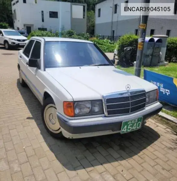 Mercedes-Benz 190 1990 года выпуска