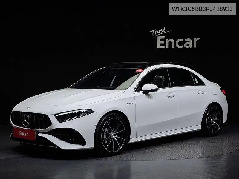 Mercedes-Benz A-klasse 2024 года выпуска