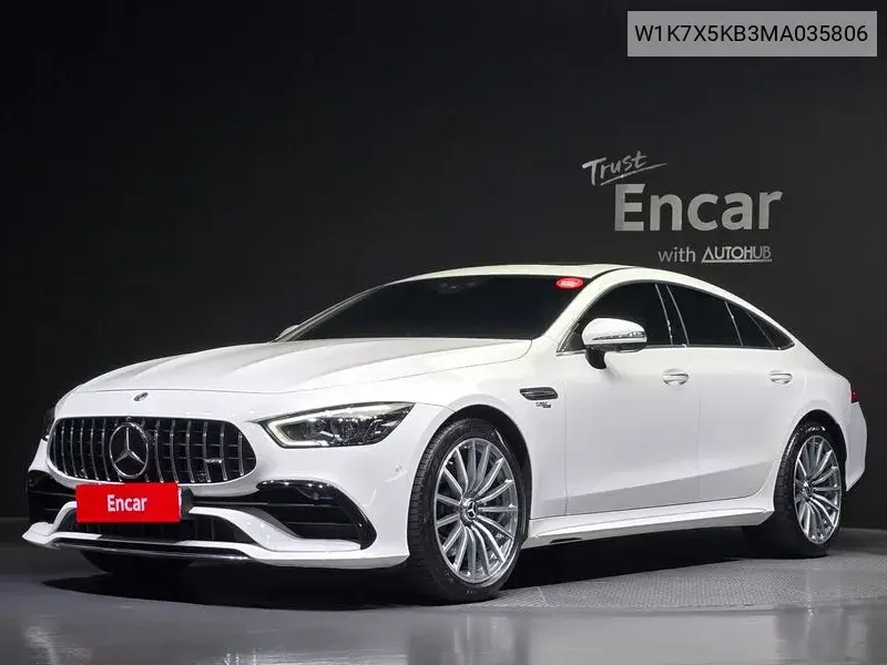 Mercedes-Benz AMG GT 2021 года выпуска