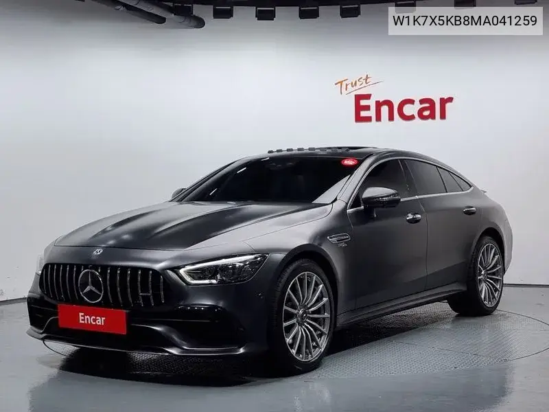 Mercedes-Benz AMG GT 2021 года выпуска