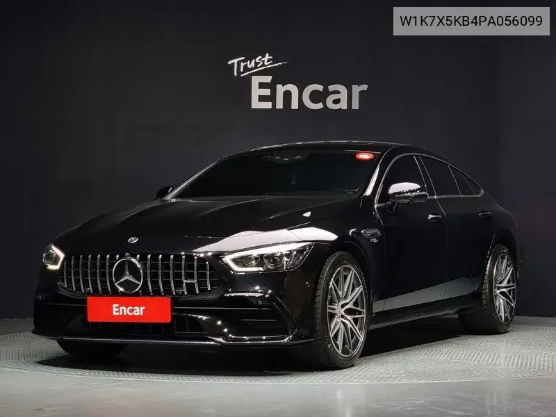 Mercedes-Benz AMG GT 2022 года выпуска