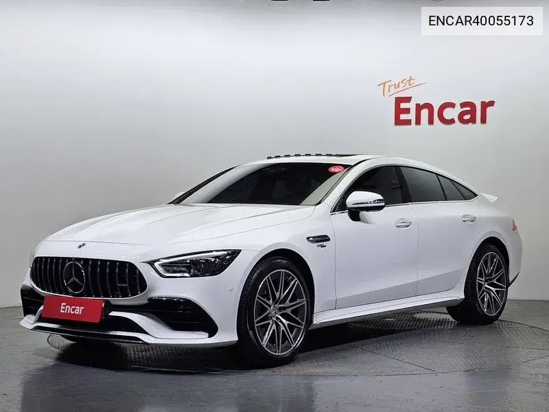 Mercedes-Benz AMG GT 2022 года выпуска