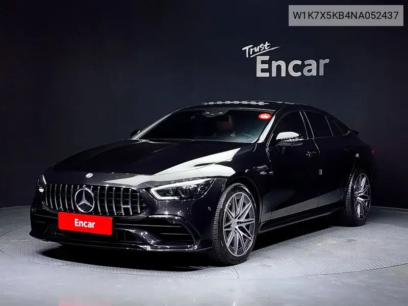 Mercedes-Benz AMG GT 2022 года выпуска