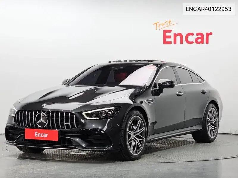 Mercedes-Benz AMG GT 2022 года выпуска