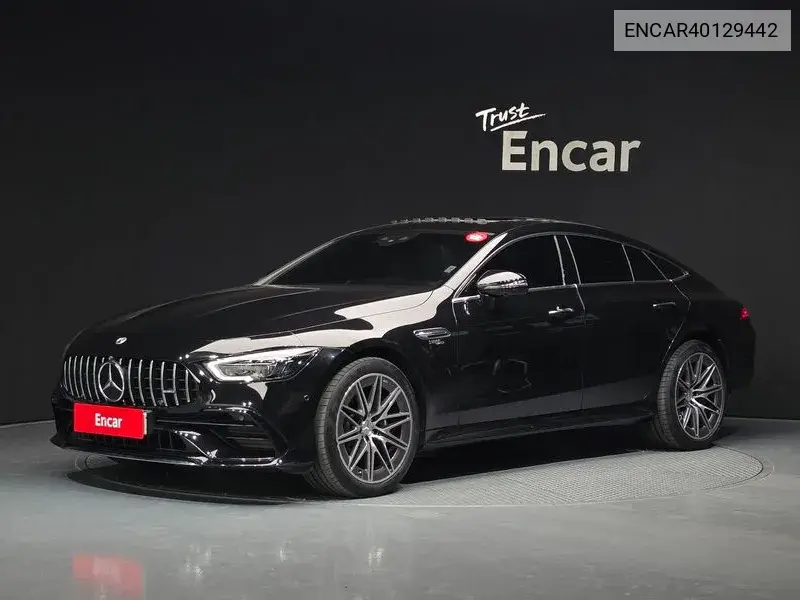 Mercedes-Benz AMG GT 2022 года выпуска