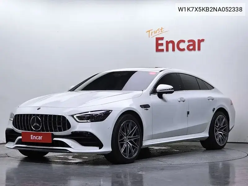 Mercedes-Benz AMG GT 2022 года выпуска