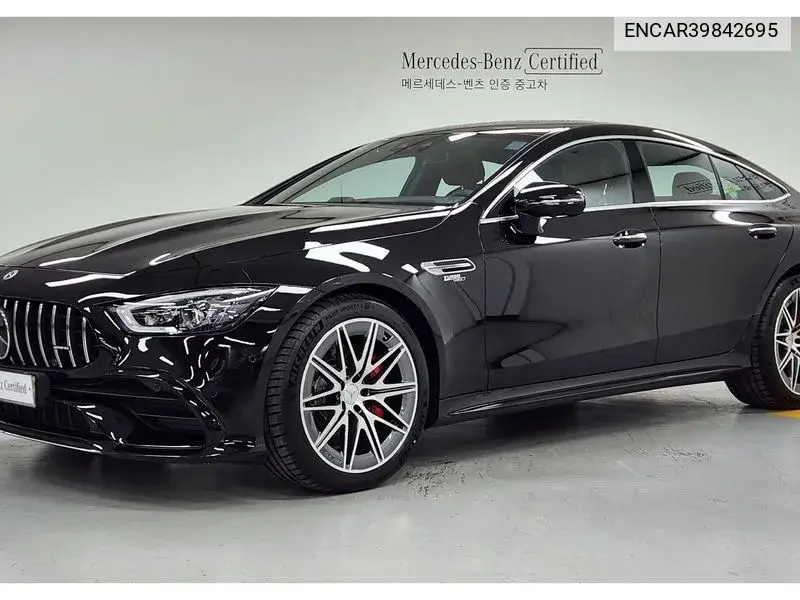 Mercedes-Benz AMG GT 2023 года выпуска