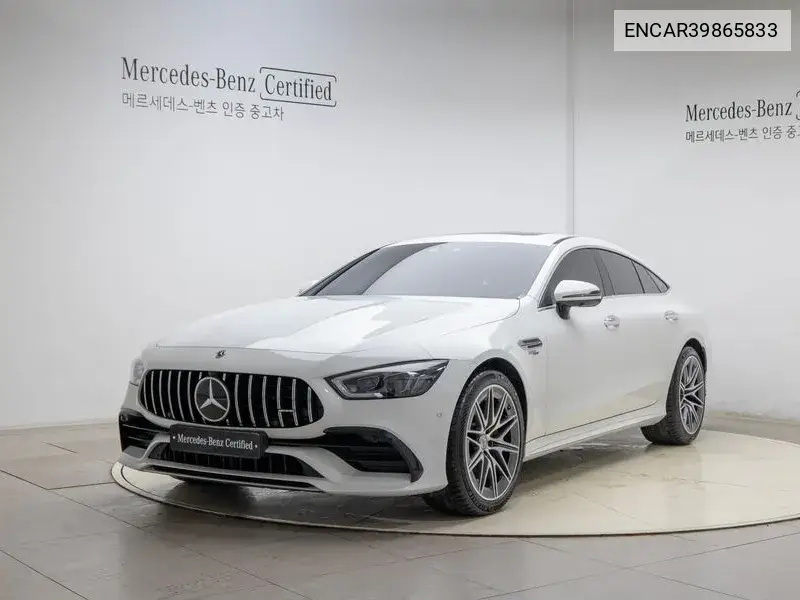 Mercedes-Benz AMG GT 2023 года выпуска