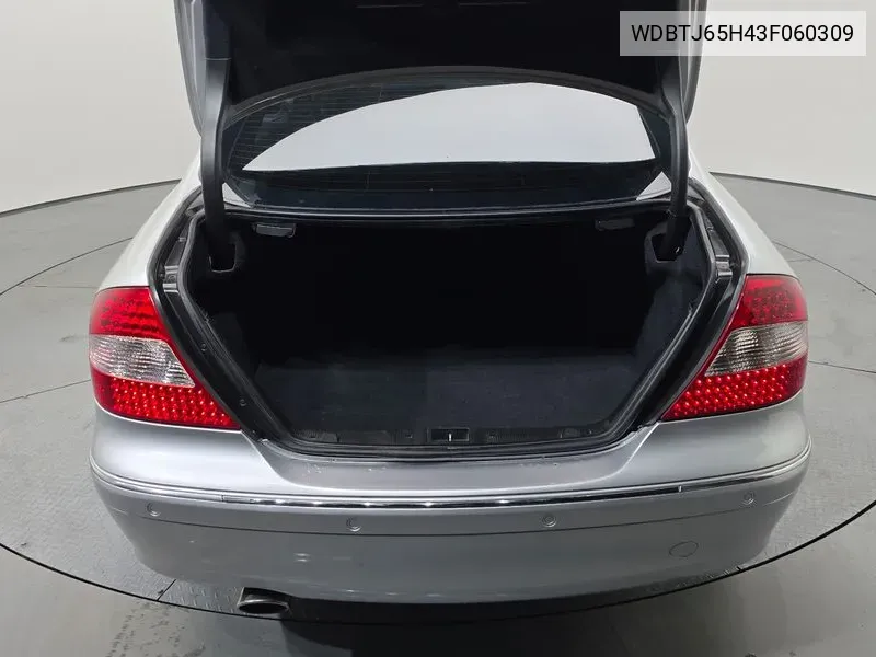 Mercedes-Benz CLK-klasse 2003 года выпуска