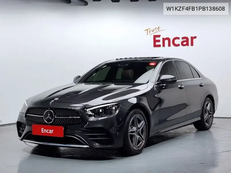 Mercedes-Benz E-klasse 2023 года выпуска