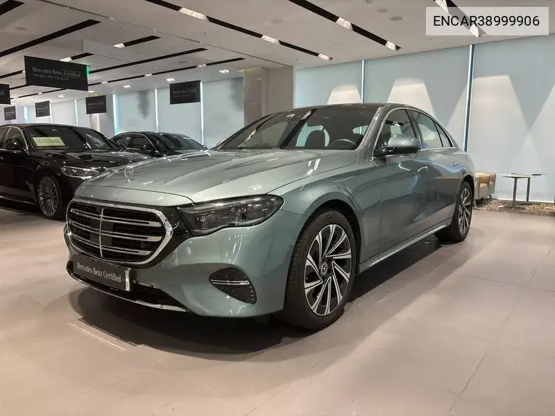 Mercedes-Benz E-klasse 2024 года выпуска