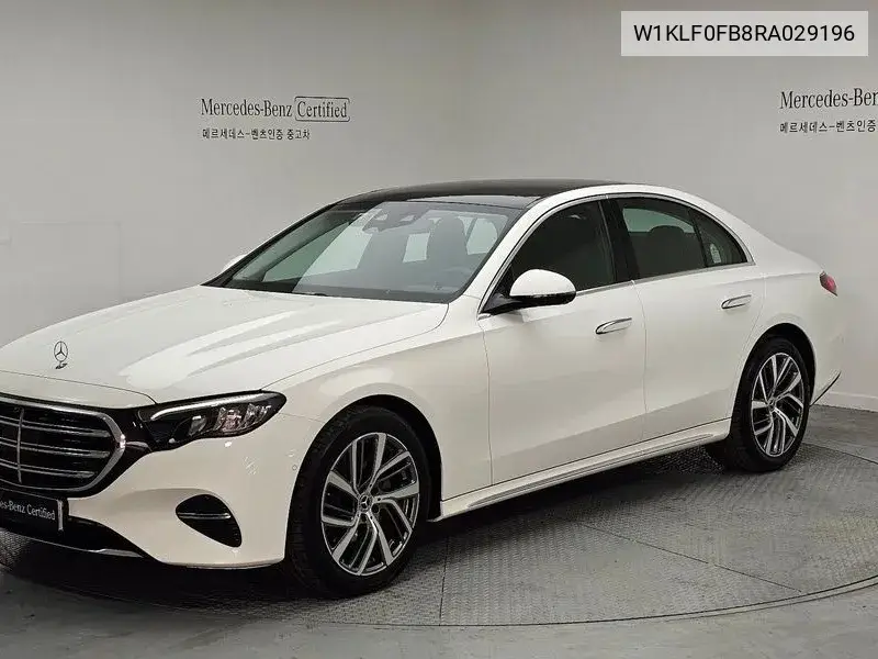 Mercedes-Benz E-klasse 2024 года выпуска