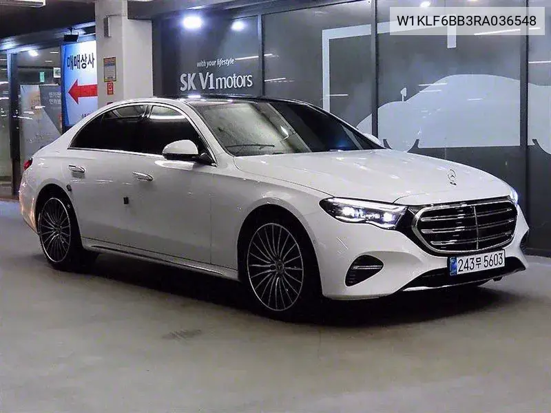 Mercedes-Benz E-klasse 2024 года выпуска
