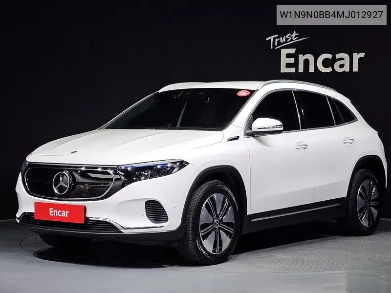Mercedes-Benz EQA 2021 года выпуска