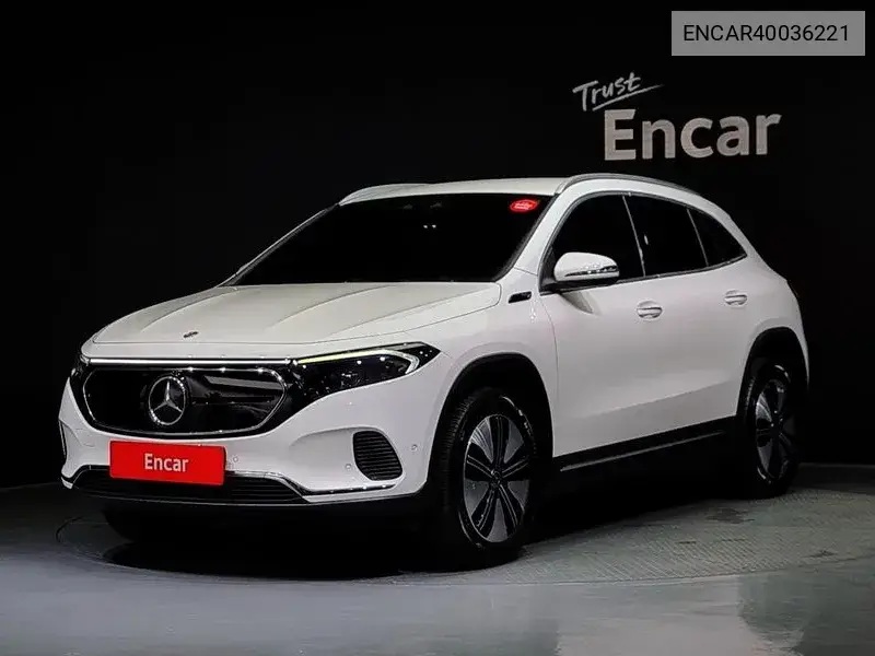 Mercedes-Benz EQA 2022 года выпуска