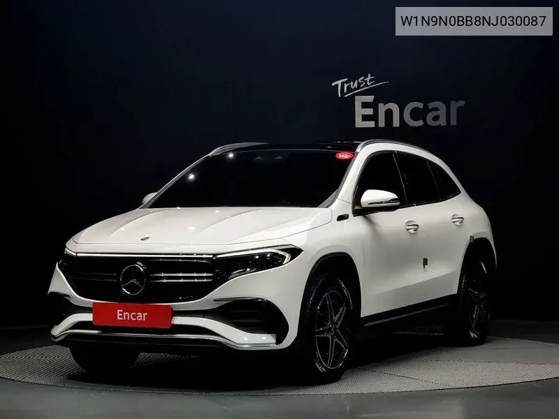 Mercedes-Benz EQA 2022 года выпуска