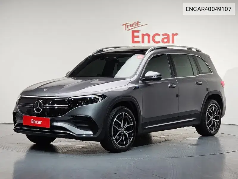 Mercedes-Benz EQB 2022 года выпуска