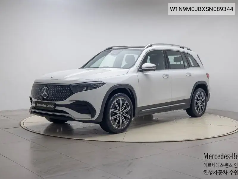 Mercedes-Benz EQB 2024 года выпуска