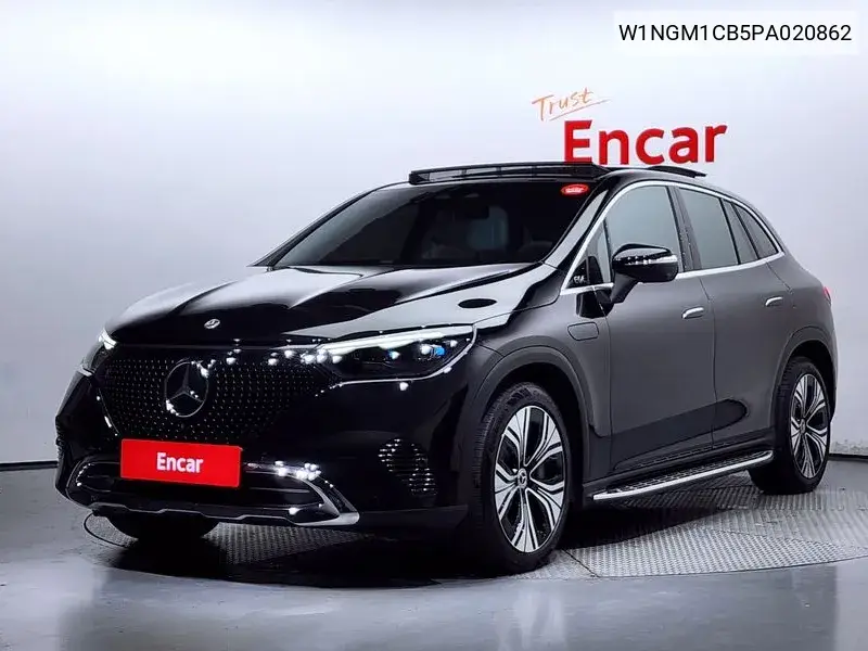 Mercedes-Benz EQE 2023 года выпуска