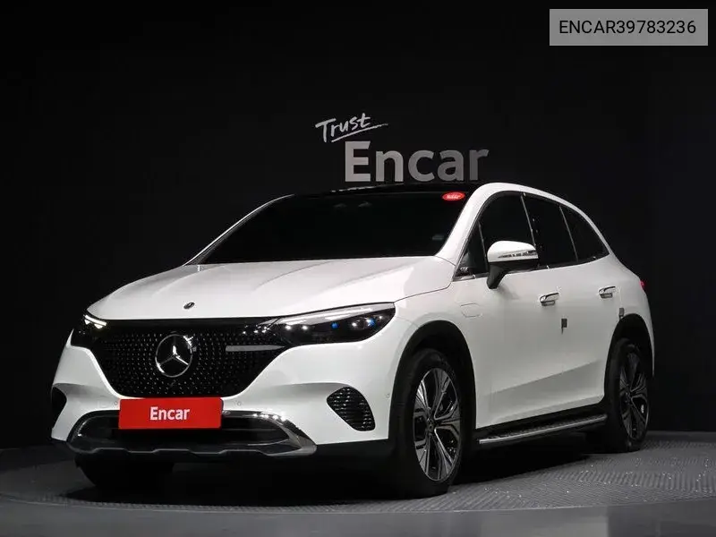 Mercedes-Benz EQE 2023 года выпуска