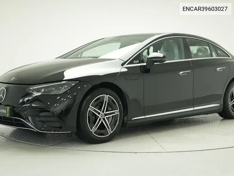 Mercedes-Benz EQE 2024 года выпуска