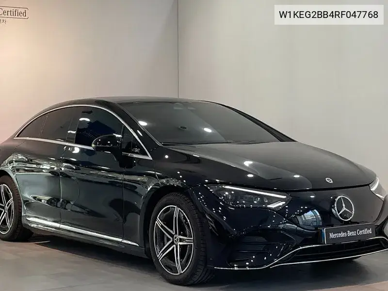 Mercedes-Benz EQE 2024 года выпуска