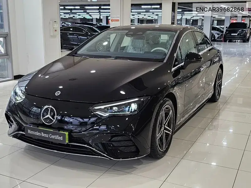 Mercedes-Benz EQE 2024 года выпуска