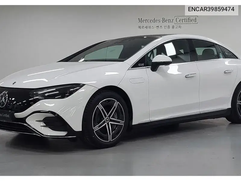 Mercedes-Benz EQE 2024 года выпуска
