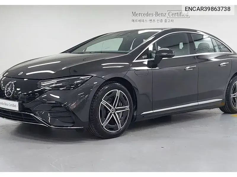 Mercedes-Benz EQE 2024 года выпуска