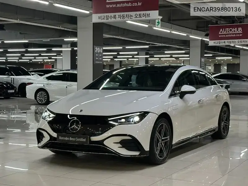 Mercedes-Benz EQE 2024 года выпуска