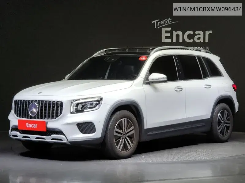 Mercedes-Benz GLB 2021 года выпуска