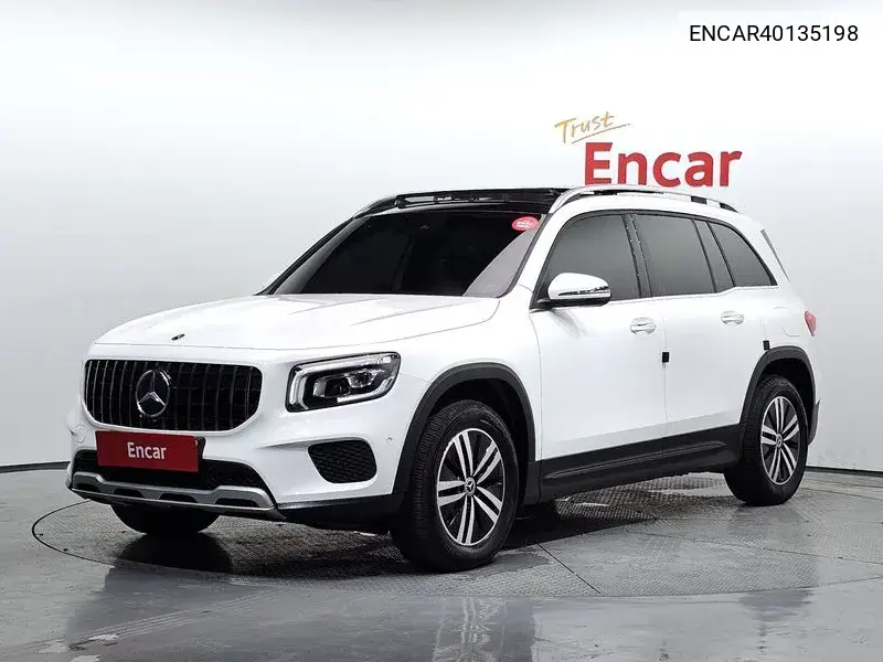 Mercedes-Benz GLB 2021 года выпуска