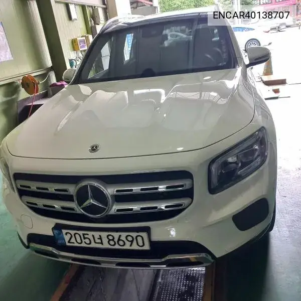 Mercedes-Benz GLB 2021 года выпуска