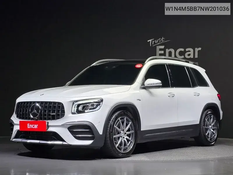 Mercedes-Benz GLB 2022 года выпуска