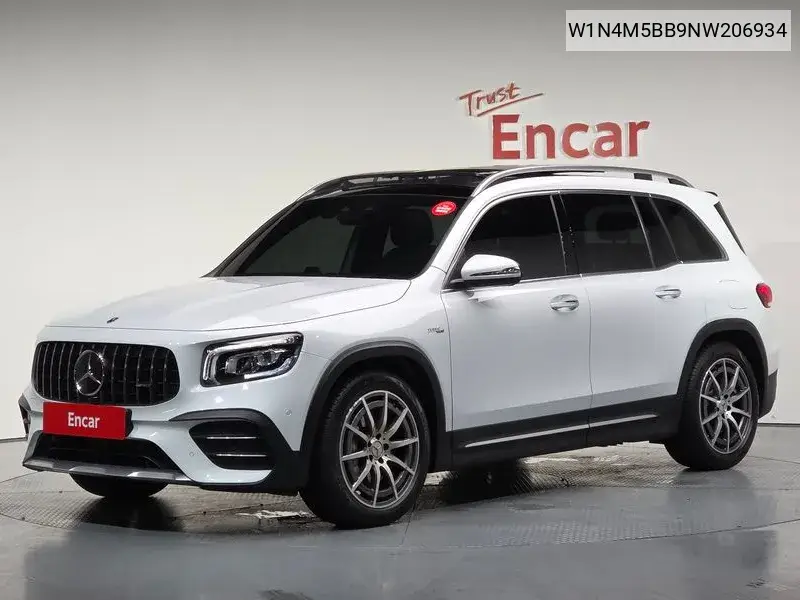 Mercedes-Benz GLB 2022 года выпуска