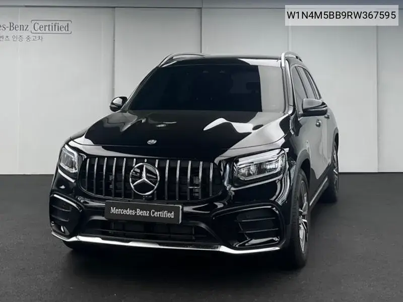 Mercedes-Benz GLB 2024 года выпуска