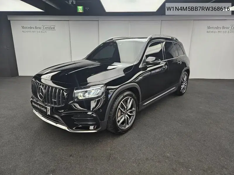 Mercedes-Benz GLB 2024 года выпуска