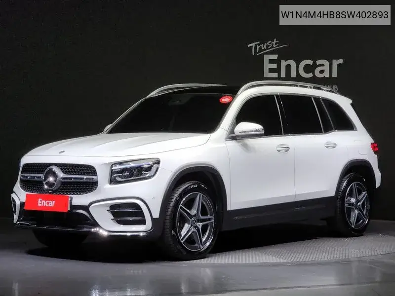 Mercedes-Benz GLB 2024 года выпуска