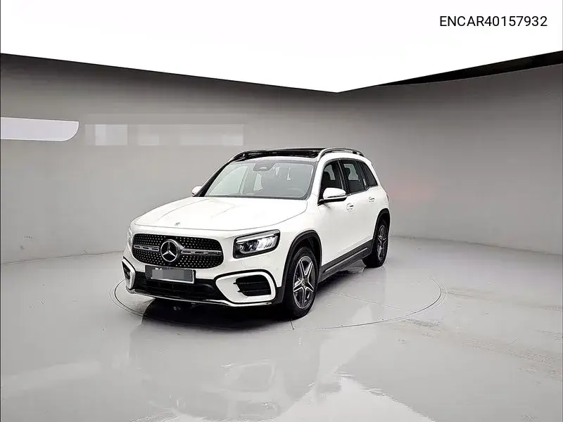 Mercedes-Benz GLB 2025 года выпуска