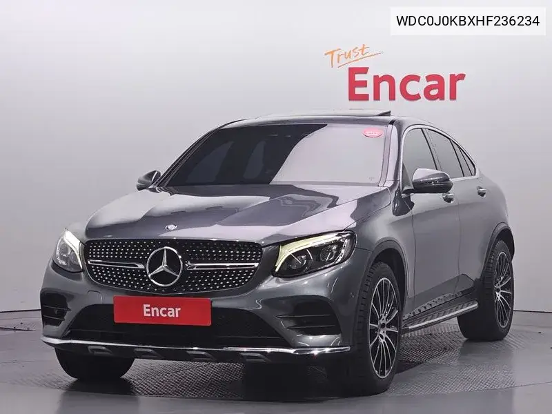 Mercedes-Benz GLC 2017 года выпуска