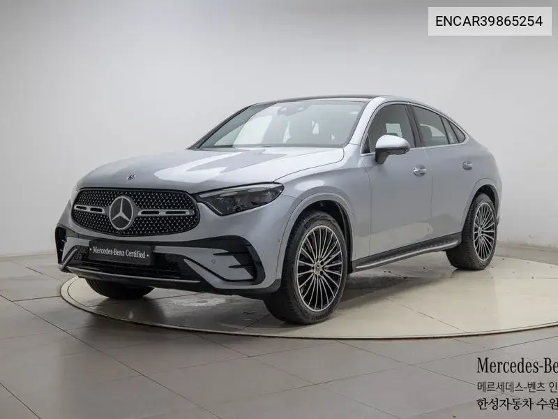 Mercedes-Benz GLC 2024 года выпуска
