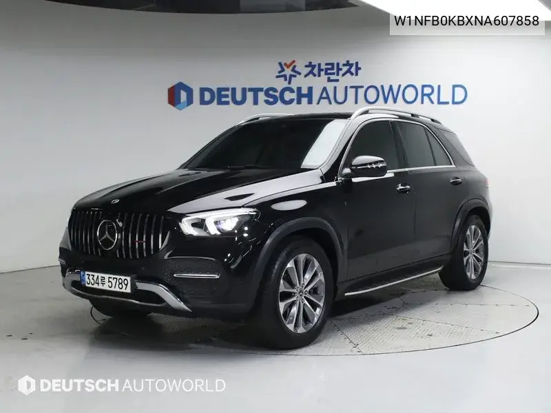 Mercedes-Benz GLE 2022 года выпуска